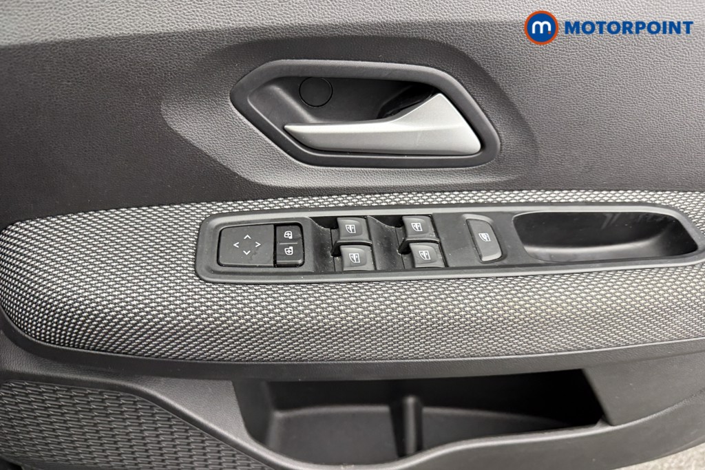 Dacia Sandero Expression Manual Petrol Hatchback - Stock Number (1592198) - 15th supplementary image
