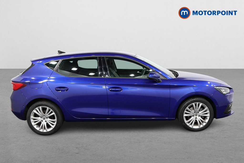 Seat Leon Se Dynamic Manual Petrol Hatchback - Stock Number (1592708) - Drivers side