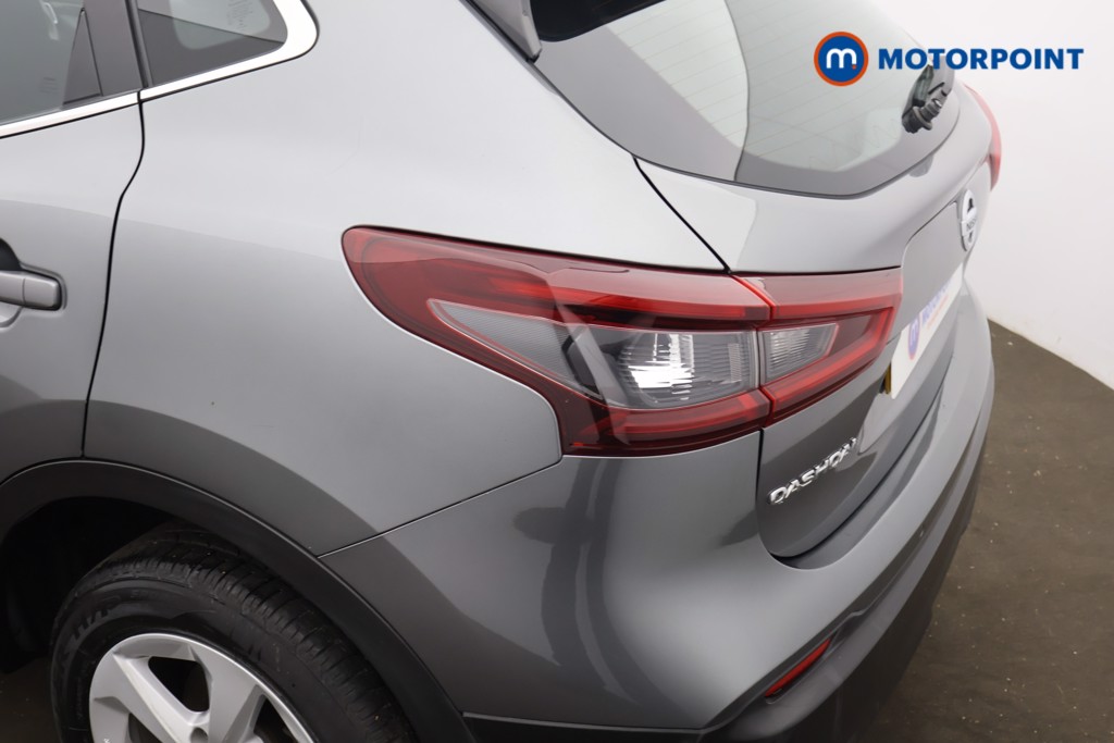 Nissan Qashqai Acenta Premium Manual Petrol SUV - Stock Number (1593223) - 17th supplementary image