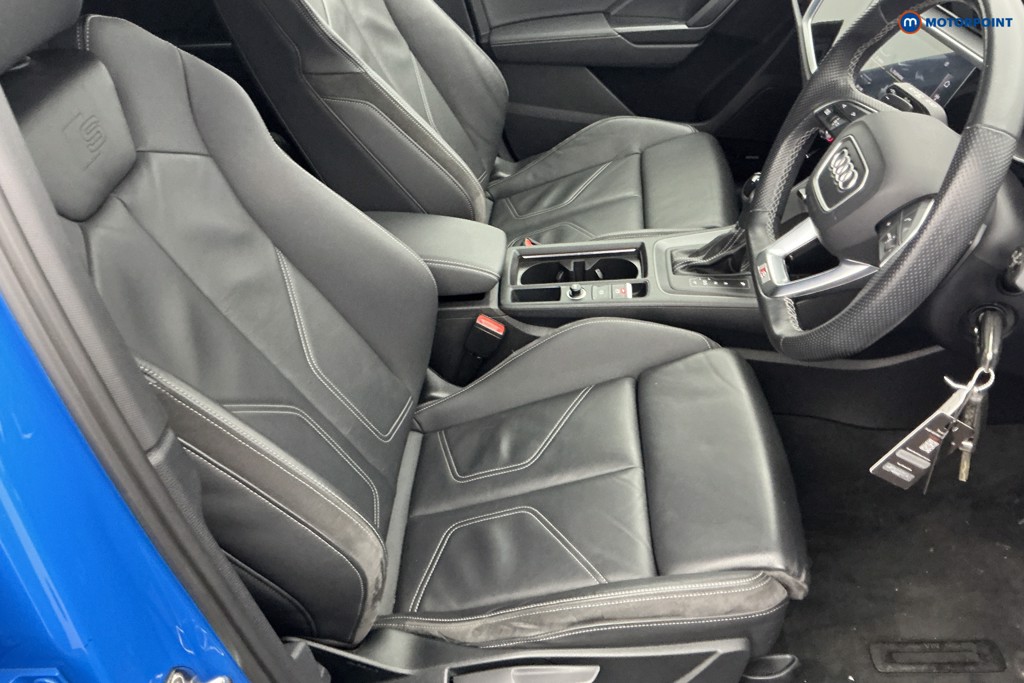 Audi Q3 Black Edition Automatic Petrol SUV - Stock Number (1593861) - 5th supplementary image