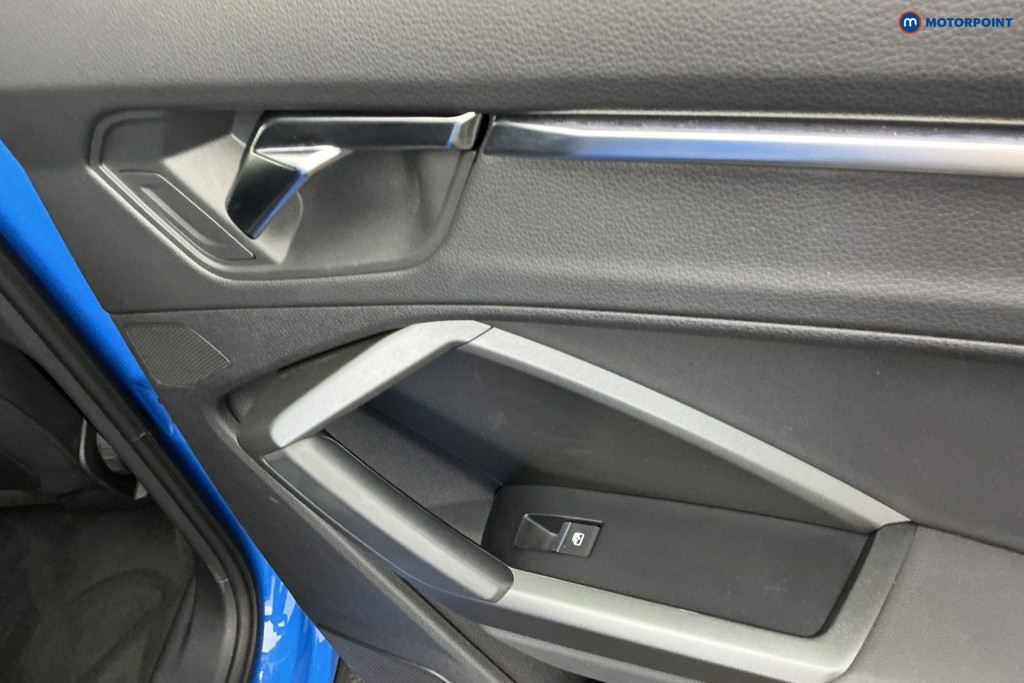 Audi Q3 Black Edition Automatic Petrol SUV - Stock Number (1593861) - 24th supplementary image