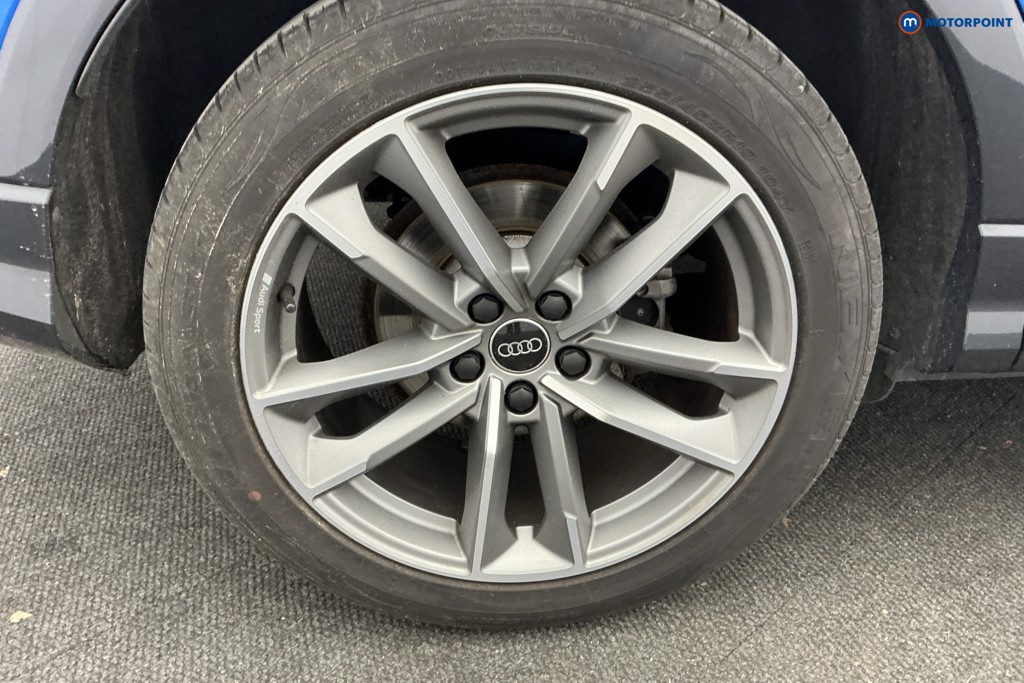 Audi Q3 Black Edition Automatic Petrol SUV - Stock Number (1593861) - 33rd supplementary image