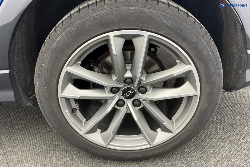 Audi Q3 Black Edition Automatic Petrol SUV - Stock Number (1593861) - 36th supplementary image