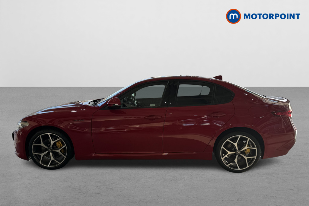 Alfa Romeo Giulia Veloce Automatic Petrol Saloon - Stock Number (1594264) - Passenger side