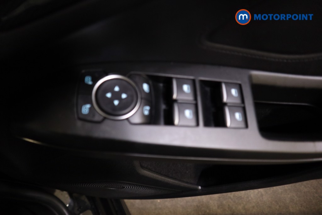 Ford Focus St-Line Edition Manual Diesel Hatchback - Stock Number (1594450) - 9th supplementary image