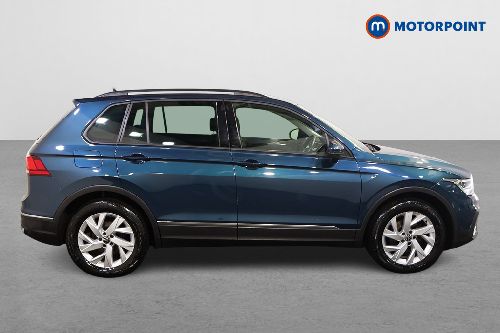 Volkswagen Tiguan Life Manual Diesel SUV - Stock Number (1594643) - Drivers side