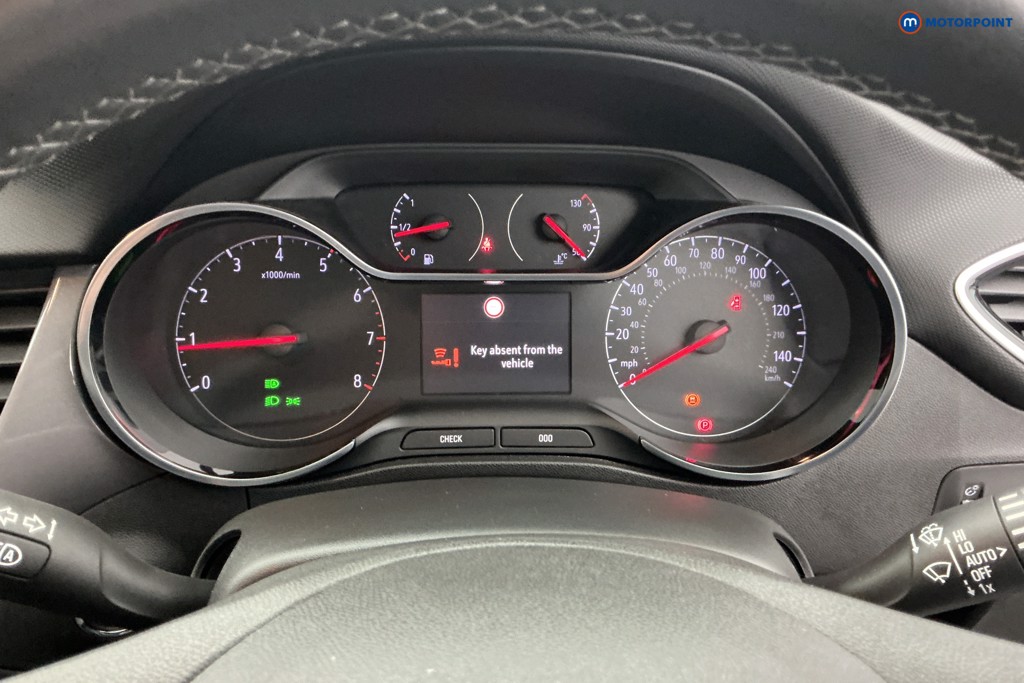 Vauxhall Crossland Ultimate Manual Diesel SUV - Stock Number (1594699) - 9th supplementary image