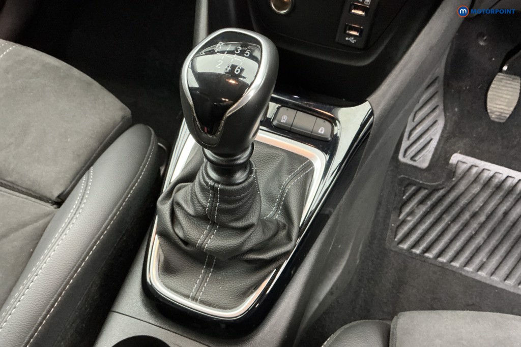 Vauxhall Crossland Ultimate Manual Diesel SUV - Stock Number (1594699) - 15th supplementary image