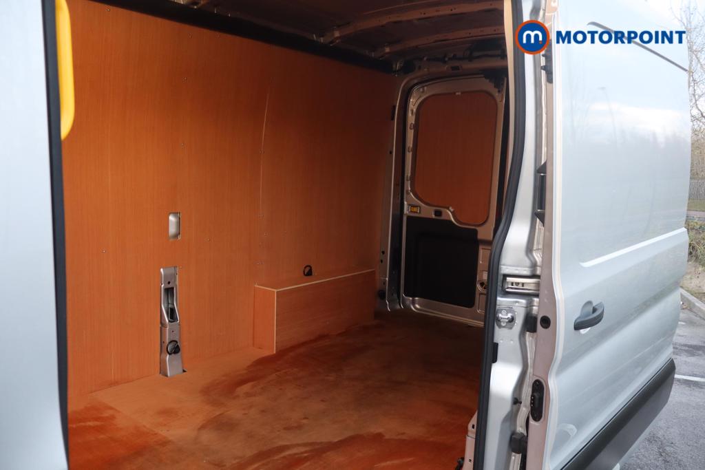 Ford Transit Limited Automatic Diesel Medium Roof Van - Stock Number (1594788) - 14th supplementary image