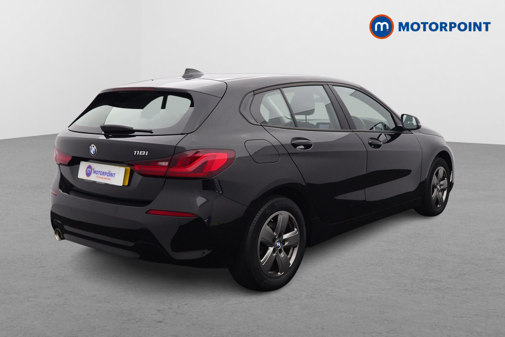 BMW 1 Series SE Automatic Petrol Hatchback - Stock Number (1594992) - Drivers side rear corner