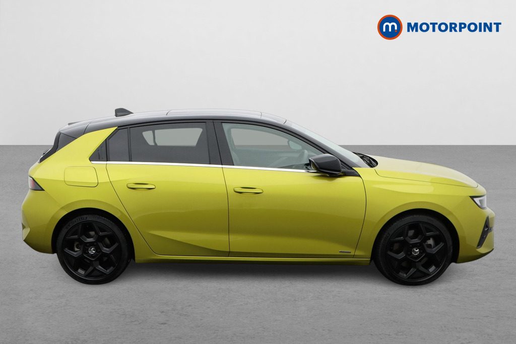 Vauxhall Astra Ultimate Automatic Petrol Plug-In Hybrid Hatchback - Stock Number (1595387) - Drivers side