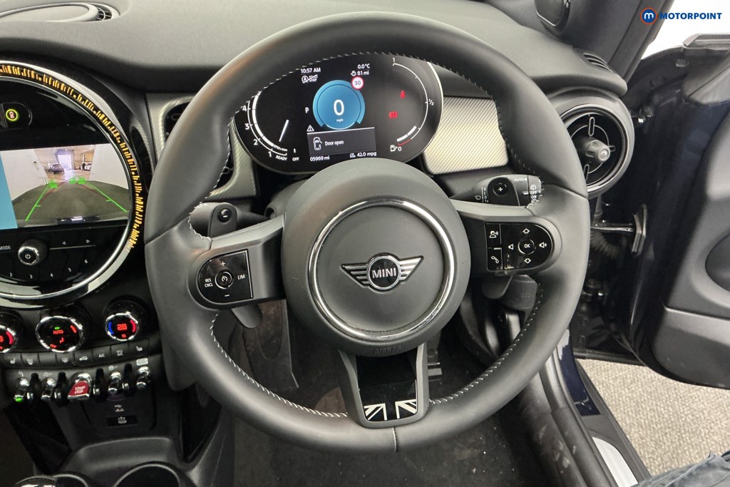 Mini Hatchback Cooper S Exclusive Automatic Petrol Hatchback - Stock Number (1595657) - 6th supplementary image