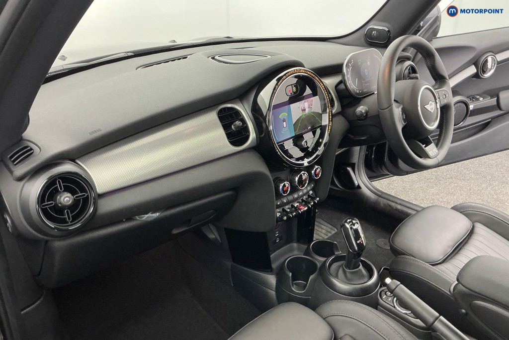 Mini Hatchback Cooper S Exclusive Automatic Petrol Hatchback - Stock Number (1595657) - 8th supplementary image