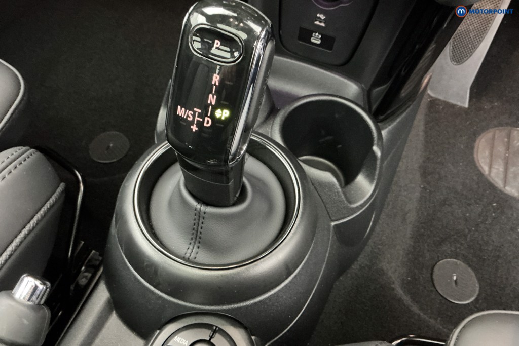 Mini Hatchback Cooper S Exclusive Automatic Petrol Hatchback - Stock Number (1595657) - 14th supplementary image
