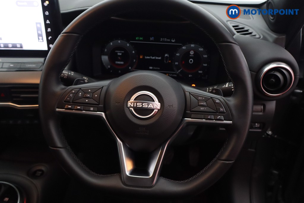 Nissan Juke N-Connecta Automatic Petrol SUV - Stock Number (1595676) - 2nd supplementary image