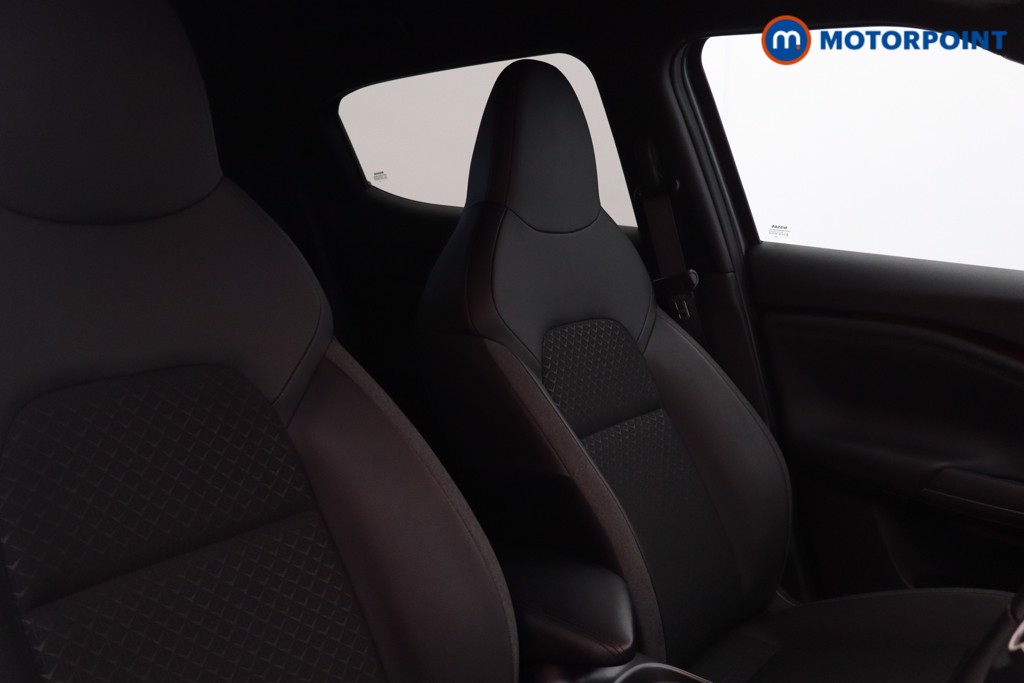 Nissan Juke N-Connecta Automatic Petrol SUV - Stock Number (1595676) - 12th supplementary image