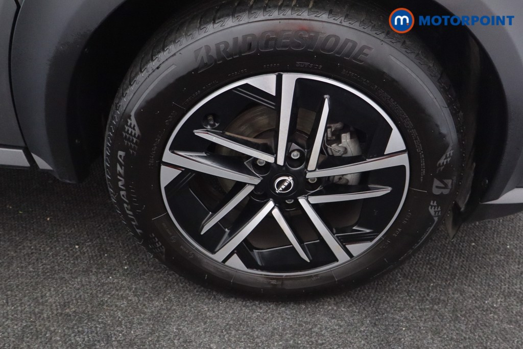 Nissan Juke N-Connecta Automatic Petrol SUV - Stock Number (1595676) - 22nd supplementary image