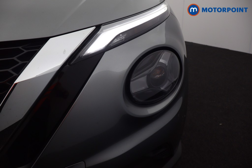 Nissan Juke N-Connecta Automatic Petrol SUV - Stock Number (1595676) - 30th supplementary image