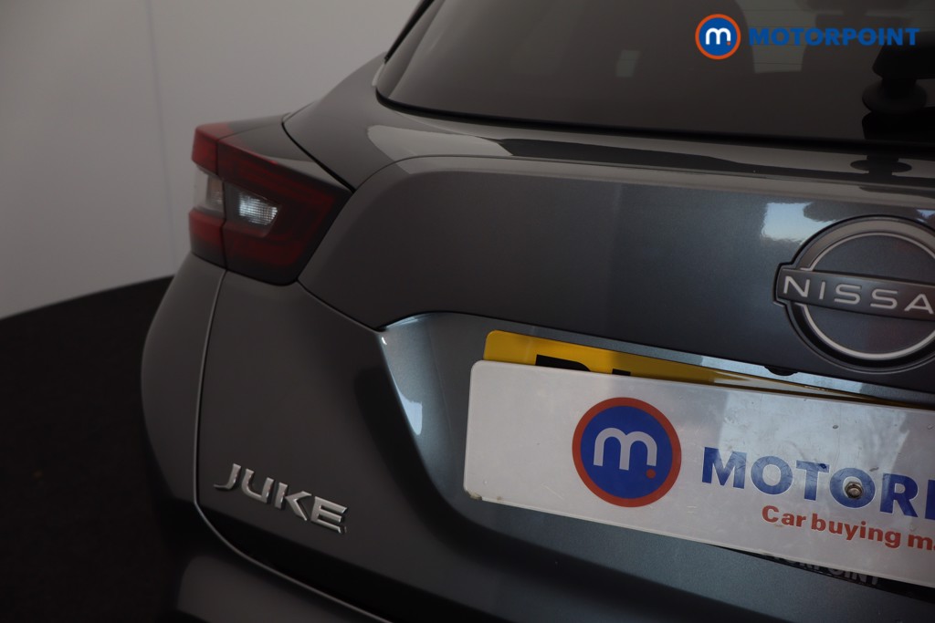 Nissan Juke N-Connecta Automatic Petrol SUV - Stock Number (1595676) - 31st supplementary image