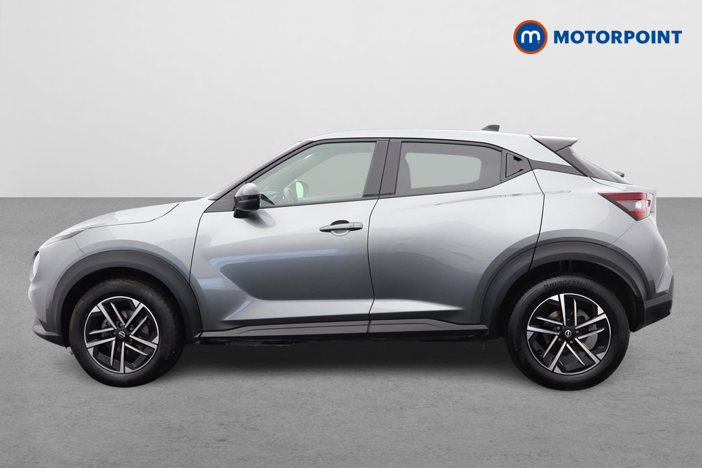 Nissan Juke N-Connecta Automatic Petrol SUV - Stock Number (1595676) - Passenger side