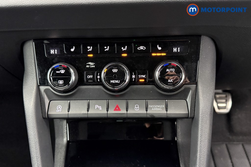 Skoda Karoq Sportline Edition Manual Petrol SUV - Stock Number (1595681) - 10th supplementary image