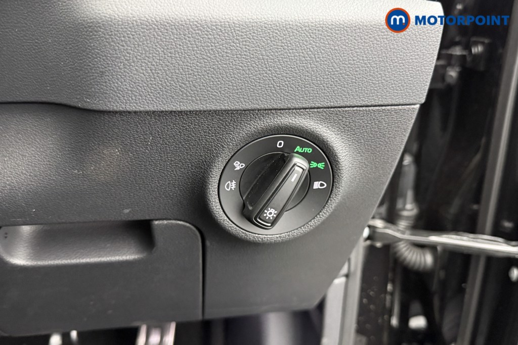 Skoda Karoq Sportline Edition Manual Petrol SUV - Stock Number (1595681) - 14th supplementary image