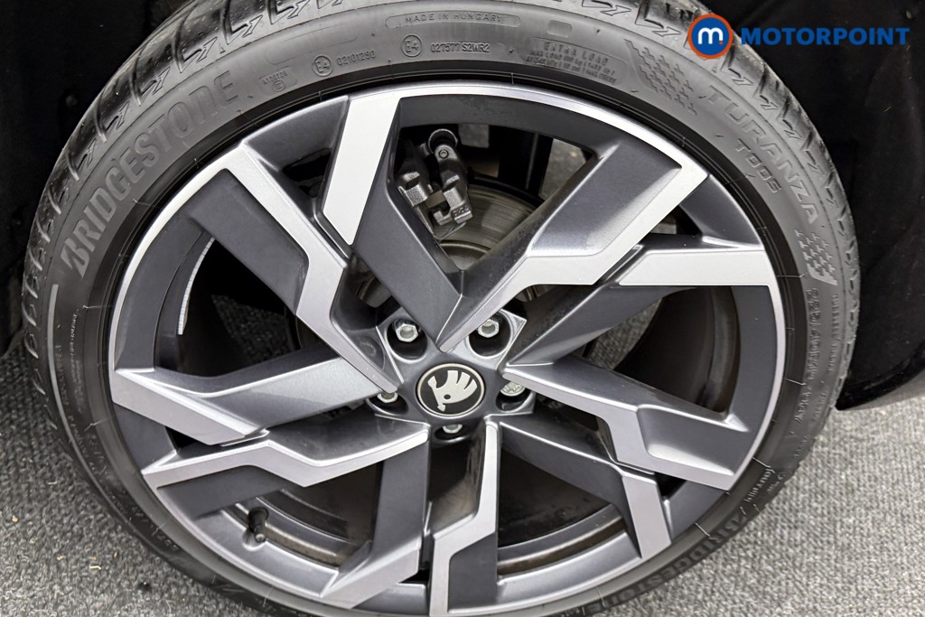 Skoda Karoq Sportline Edition Manual Petrol SUV - Stock Number (1595681) - 31st supplementary image
