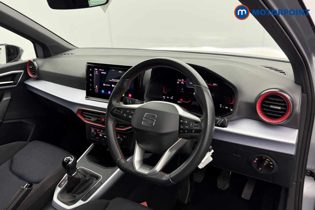 Seat Arona FR Manual Petrol SUV - Stock Number (1595693) - 4th supplementary image