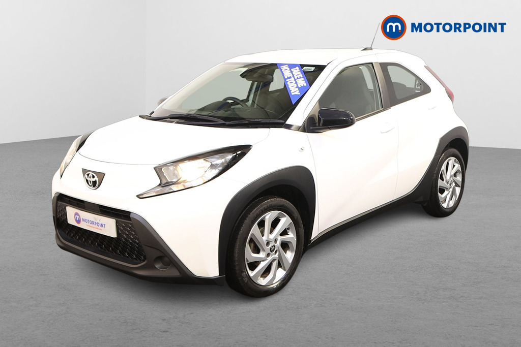 Toyota Aygo X Pure Manual Petrol Hatchback - Stock Number (1595752) - Passenger side front corner