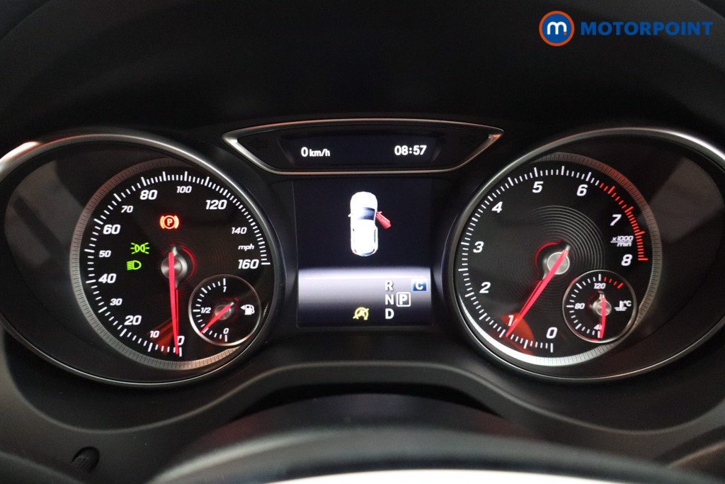 Mercedes-Benz GLA Amg Line Automatic Petrol SUV - Stock Number (1595791) - 5th supplementary image