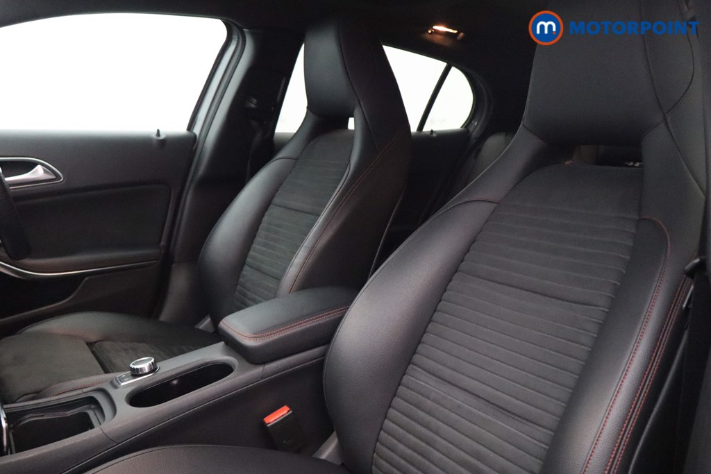 Mercedes-Benz GLA Amg Line Automatic Petrol SUV - Stock Number (1595791) - 13th supplementary image