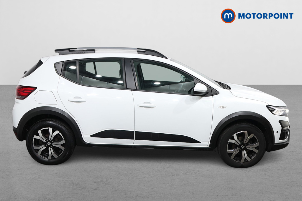 Dacia Sandero Stepway Prestige Manual Petrol Hatchback - Stock Number (1596178) - Drivers side
