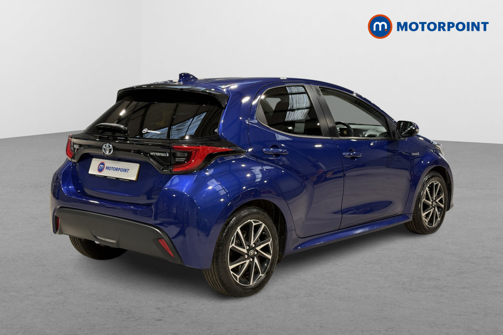 Toyota Yaris Design Automatic Petrol-Electric Hybrid Hatchback - Stock Number (1596187) - Drivers side rear corner