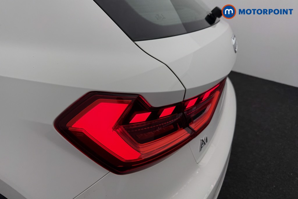 Audi A1 Technik Manual Petrol Hatchback - Stock Number (1596193) - 22nd supplementary image