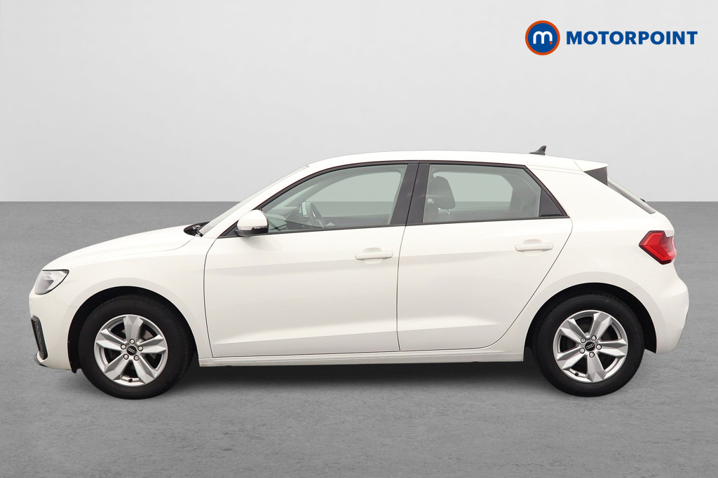 Audi A1 Technik Manual Petrol Hatchback - Stock Number (1596226) - Passenger side