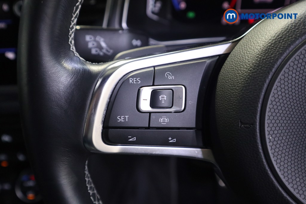 Volkswagen T-Roc R-Line Automatic Petrol SUV - Stock Number (1596277) - 5th supplementary image