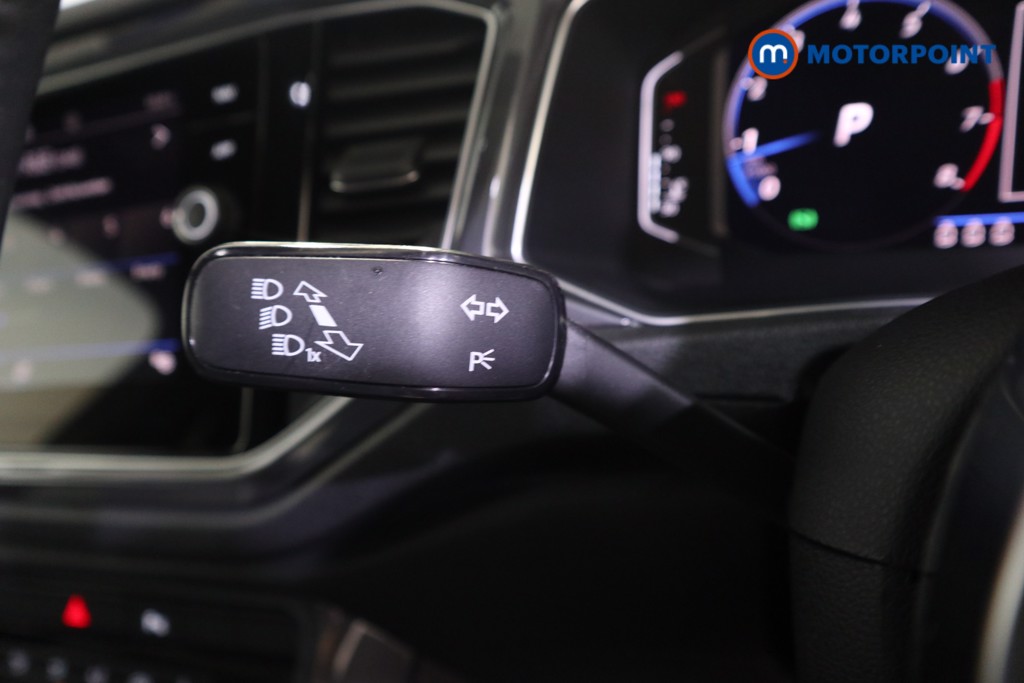 Volkswagen T-Roc R-Line Automatic Petrol SUV - Stock Number (1596277) - 10th supplementary image