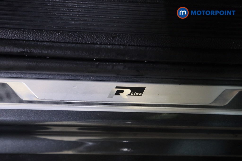 Volkswagen T-Roc R-Line Automatic Petrol SUV - Stock Number (1596277) - 15th supplementary image