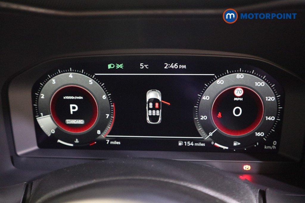 Nissan Juke Tekna Automatic Petrol SUV - Stock Number (1596487) - 4th supplementary image