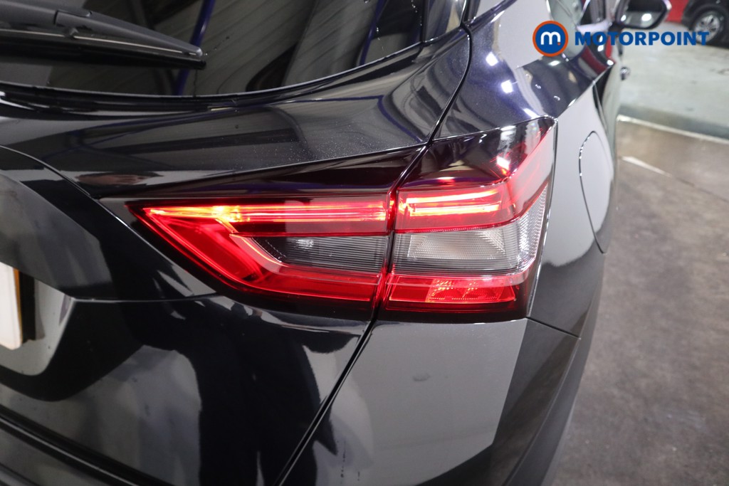 Nissan Juke Tekna Automatic Petrol SUV - Stock Number (1596487) - 20th supplementary image