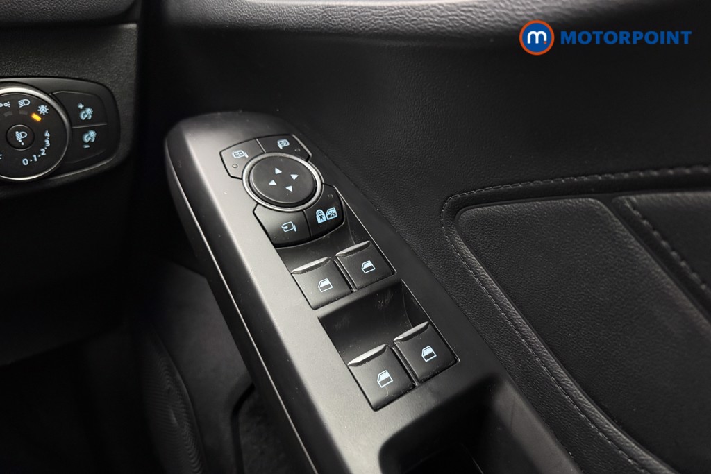 Ford Focus St-Line X Edition Manual Petrol Hatchback - Stock Number (1596631) - 16th supplementary image