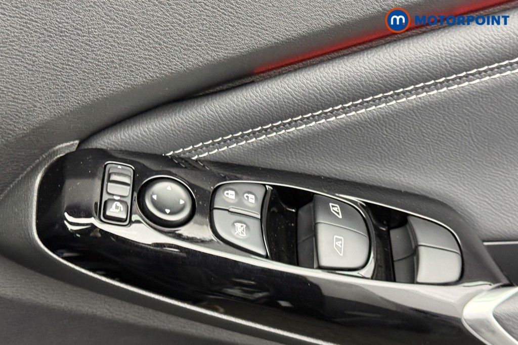 Nissan Juke Tekna Automatic Petrol SUV - Stock Number (1596661) - 16th supplementary image