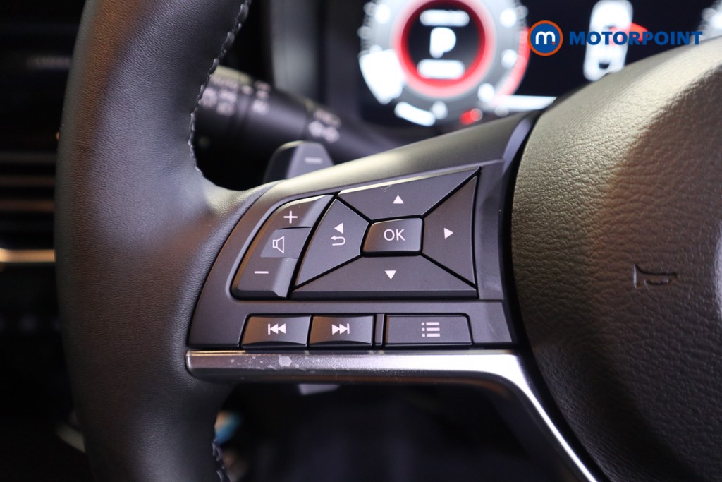 Nissan Juke Tekna Automatic Petrol SUV - Stock Number (1596679) - 6th supplementary image