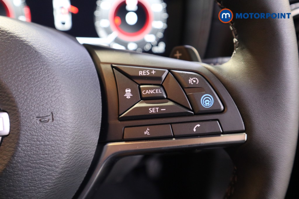 Nissan Juke Tekna Automatic Petrol SUV - Stock Number (1596679) - 7th supplementary image