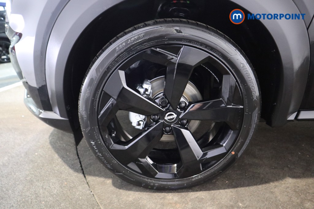 Nissan Juke Tekna Automatic Petrol SUV - Stock Number (1596679) - 17th supplementary image