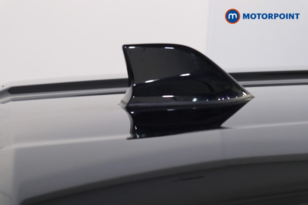 Nissan Juke Tekna Automatic Petrol SUV - Stock Number (1596679) - 22nd supplementary image