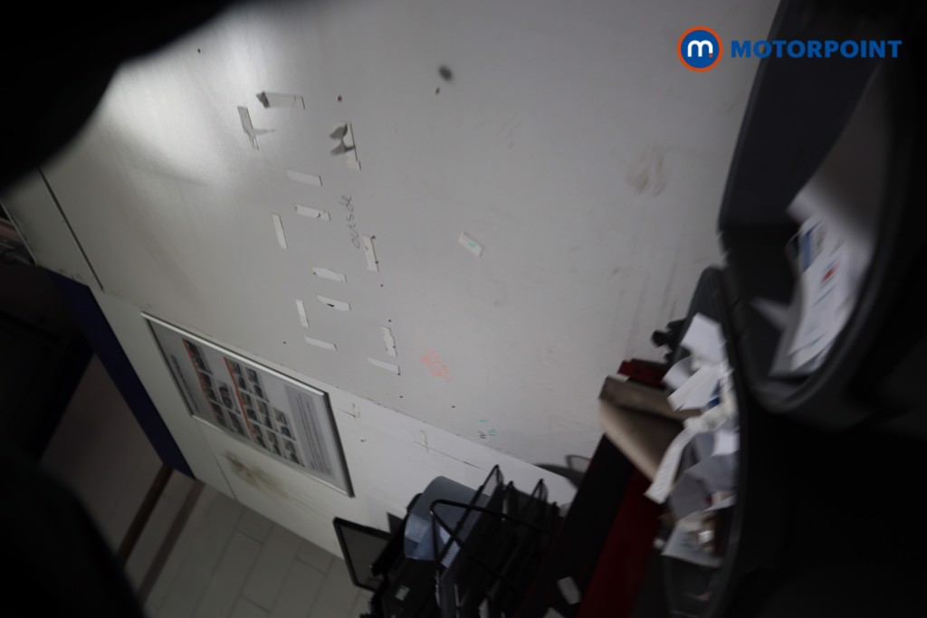 Nissan Juke Tekna Automatic Petrol SUV - Stock Number (1596679) - 1st supplementary image