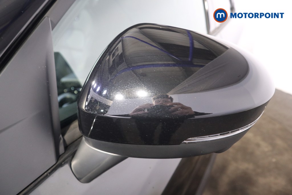 Nissan Juke Tekna Automatic Petrol SUV - Stock Number (1596687) - 23rd supplementary image