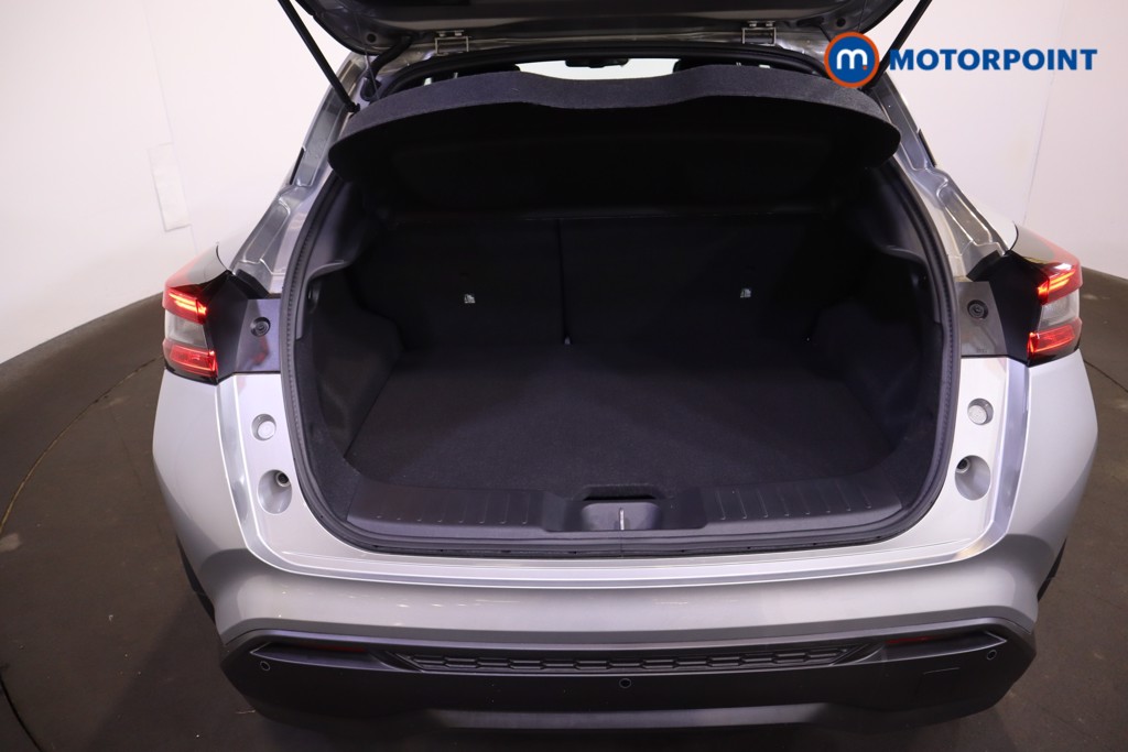 Nissan Juke Tekna Automatic Petrol SUV - Stock Number (1596733) - 8th supplementary image