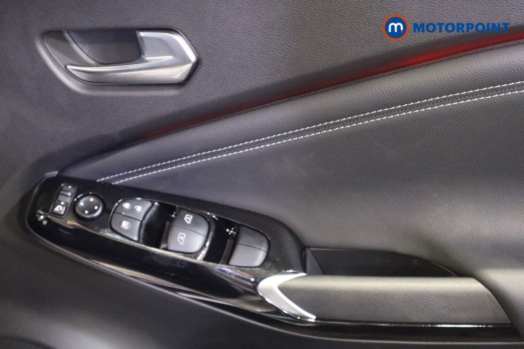 Nissan Juke Tekna Automatic Petrol SUV - Stock Number (1596733) - 14th supplementary image